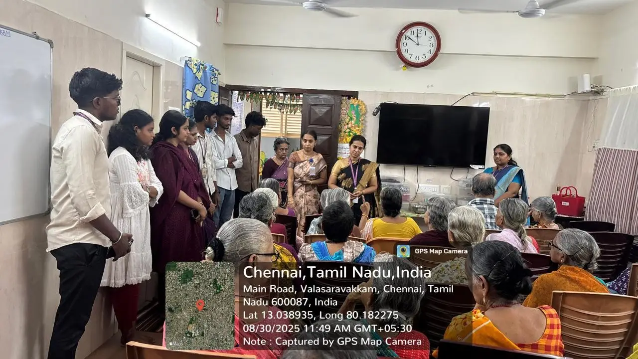 Spreading Smiles – Outreach Visit to Akshaya Trust Old Age Home - photo 4