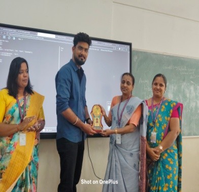 Alumni to industry expert - photo 2