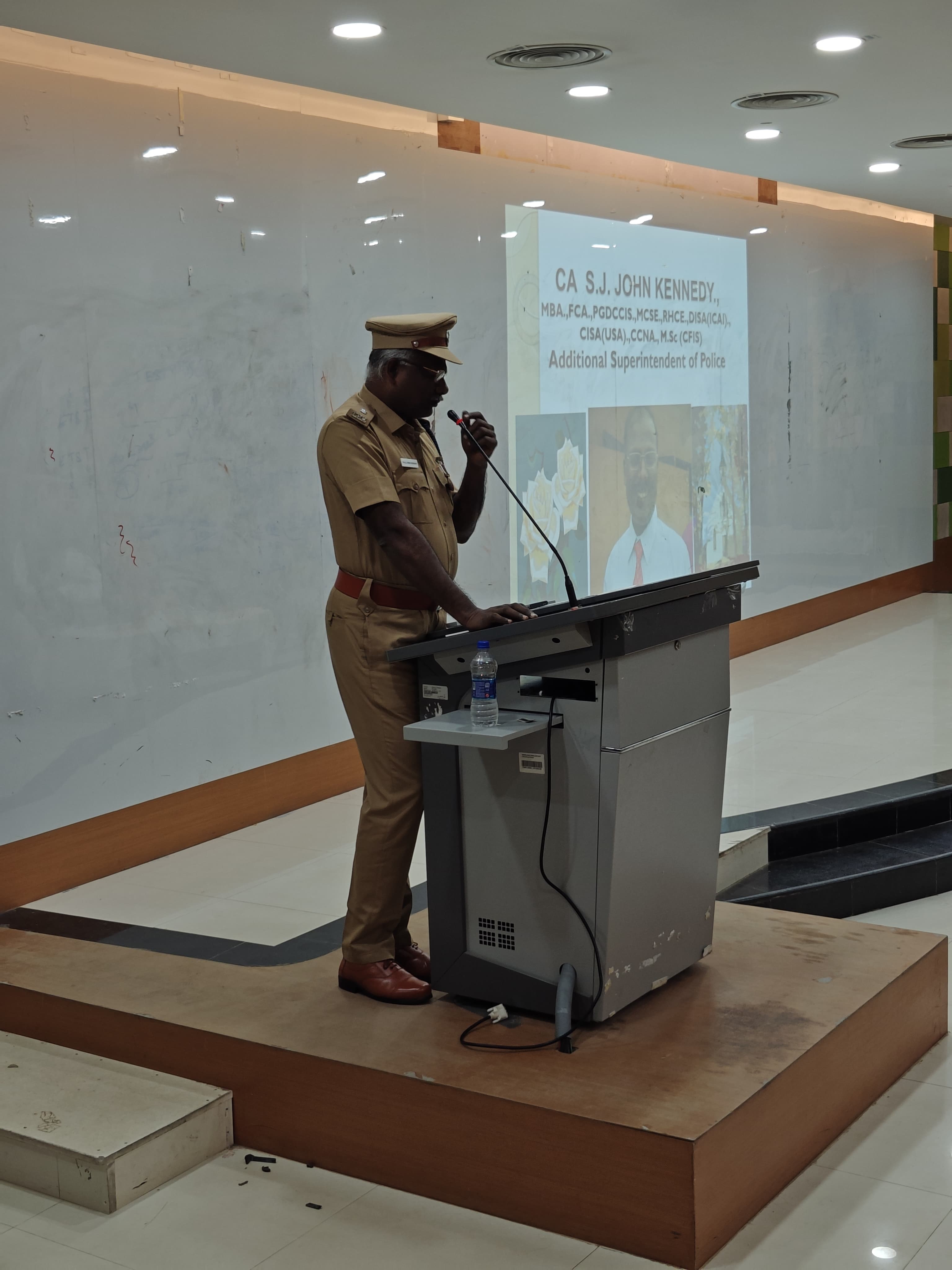 INTERNATIONAL COMPUTER SECURITY DAY - photo 4