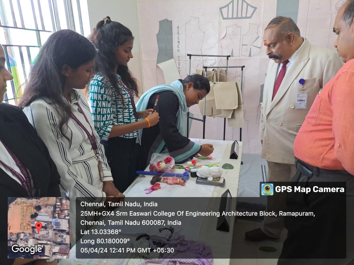 Exhibition - photo 2