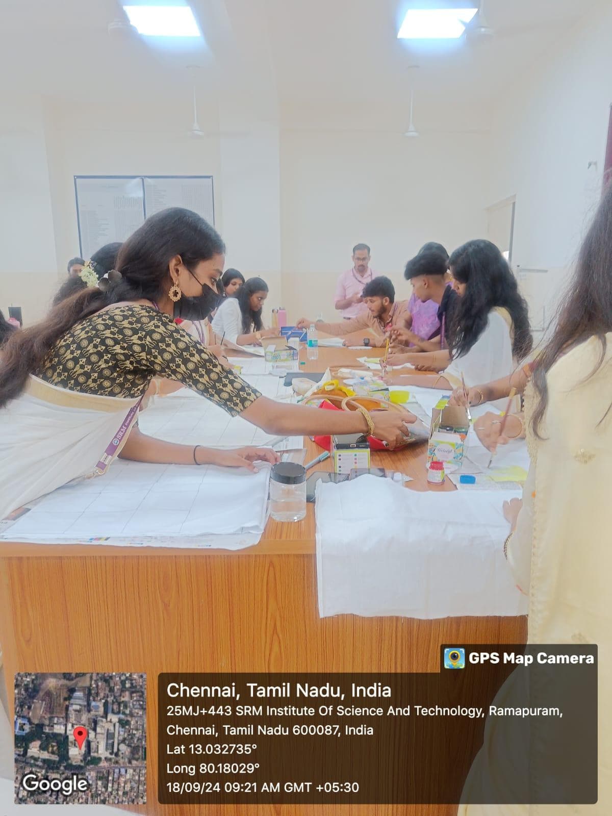 Fabric Painting, Dyeing and Printing - photo 3