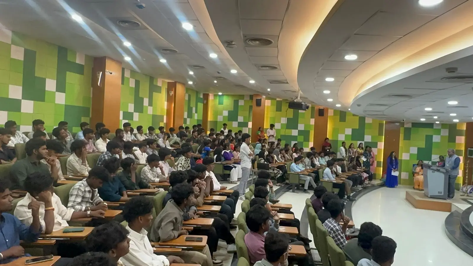 One Day Seminar - photo 2