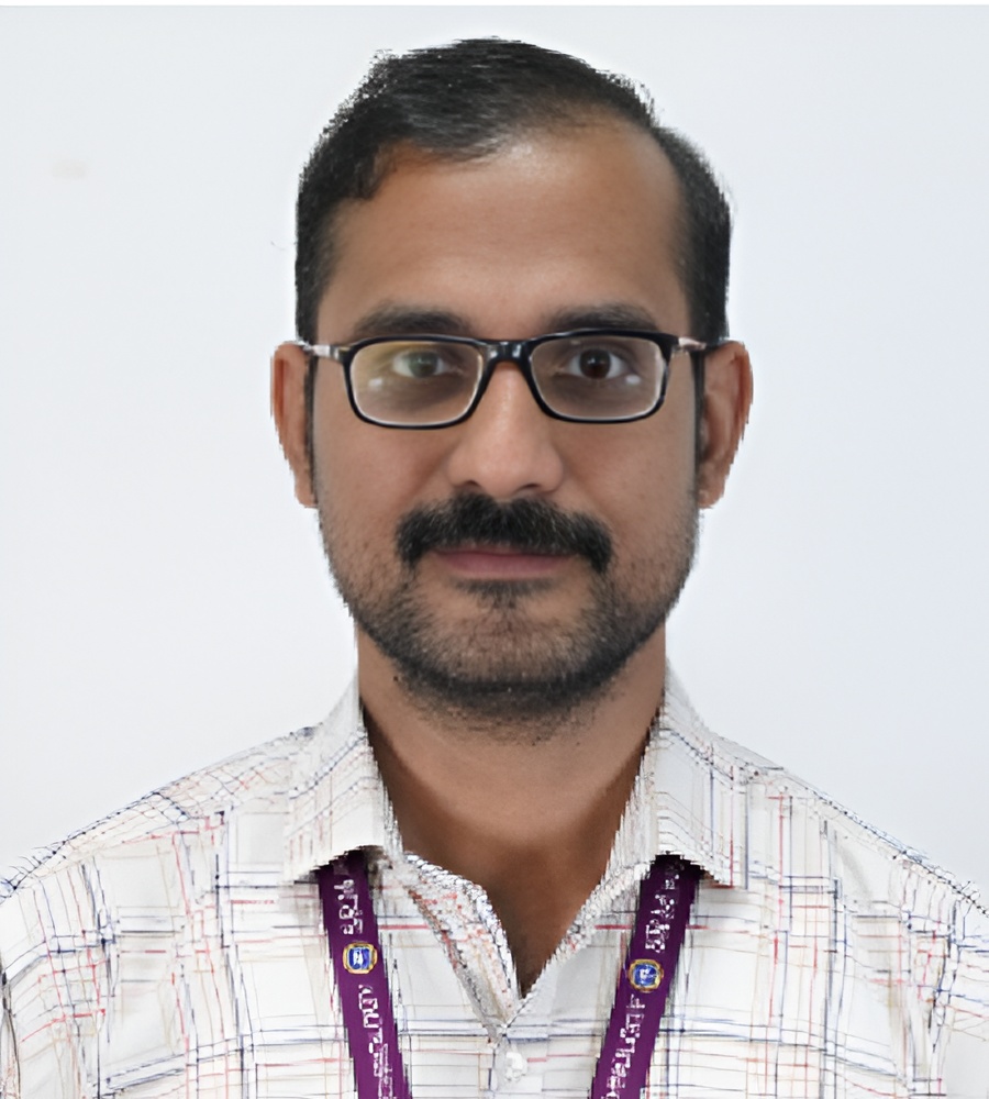 Dr. R. Vinoth Kumar