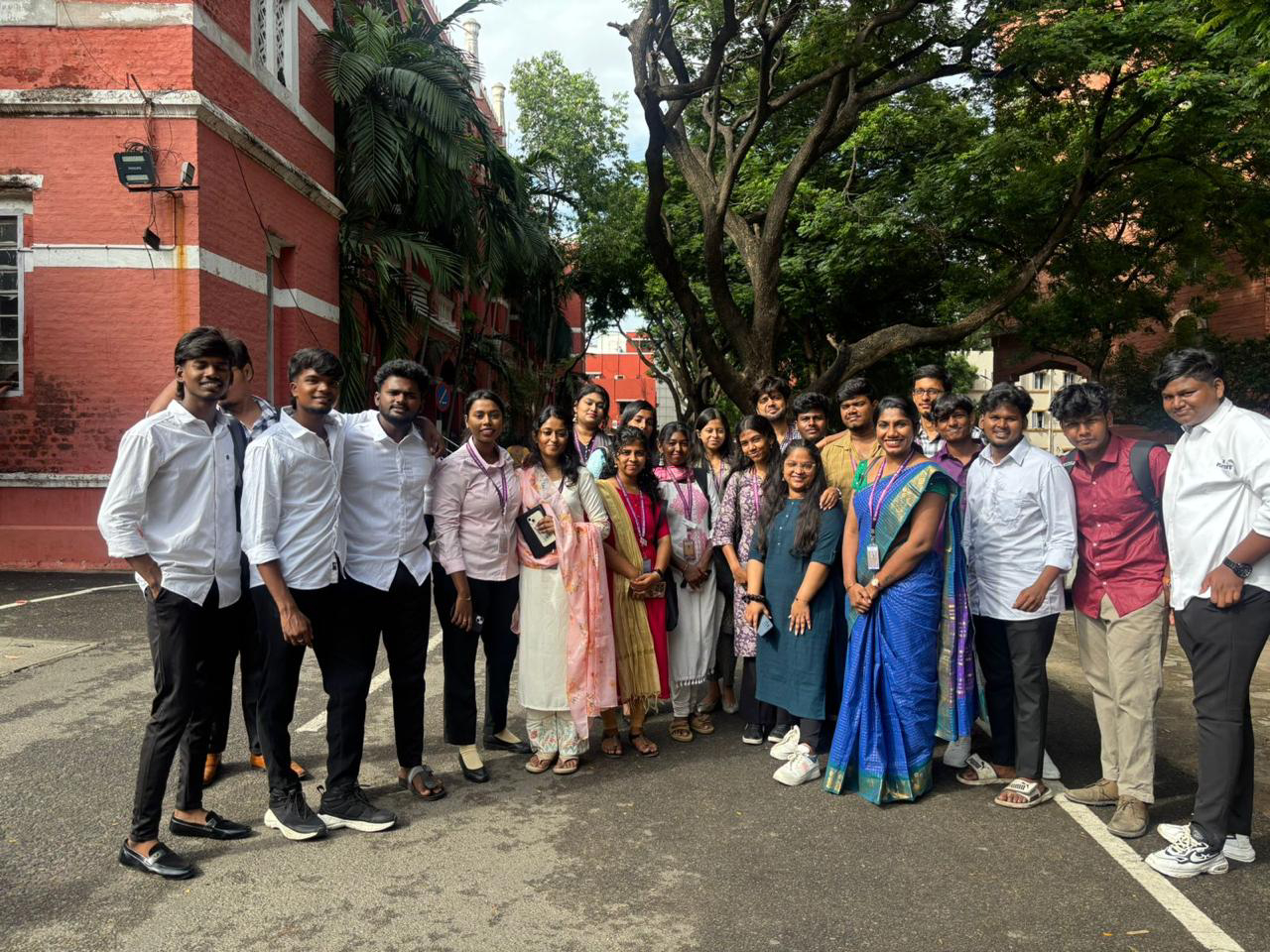 Students gain The Courtroom Experience, A Journalist's Perspective Madras High Court - photo 2