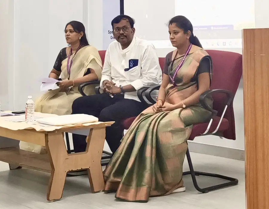 Guest Lecture on Invest Time, Shape Your Future - photo 2