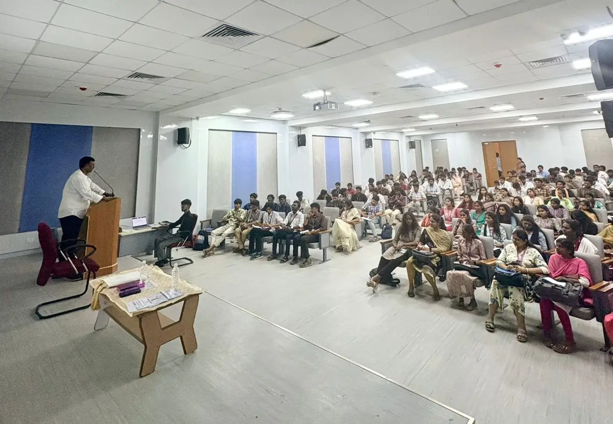Guest Lecture on Invest Time, Shape Your Future - photo 3